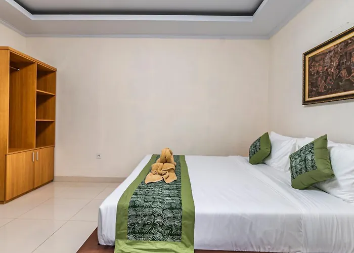 Jukis House Privatunterkunft *